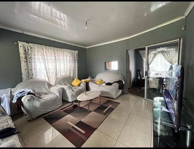 3 BEDROOM HOUSE FOR SALE IN BAKERTON